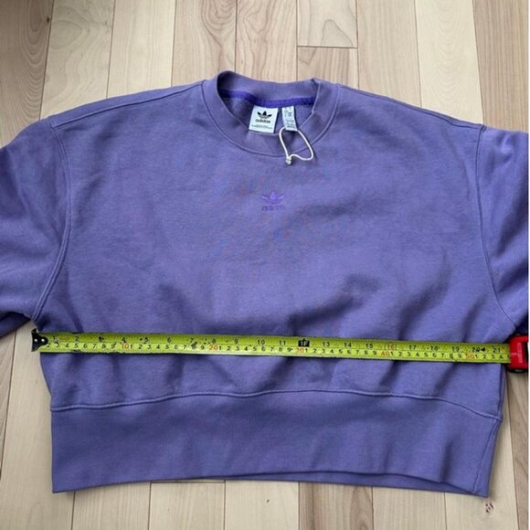 Adidas Originals Trefoil sweater in a soft lavender shade like new - Picture 7 of 8